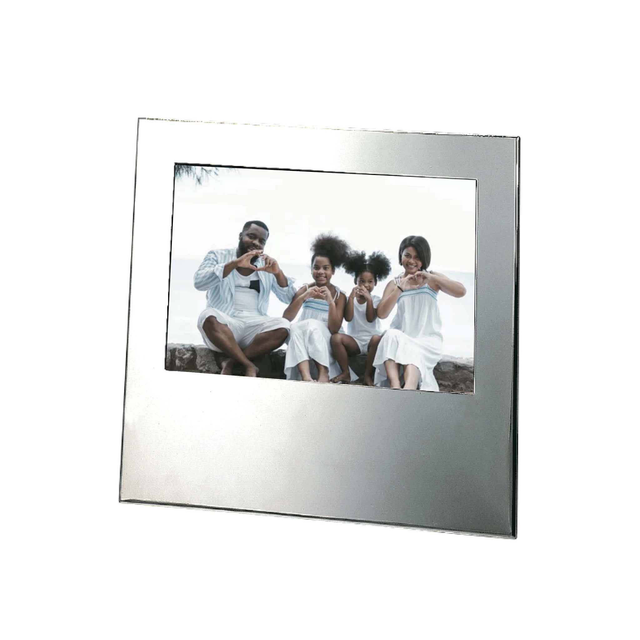 Silhouette Design Frame, Holds 4