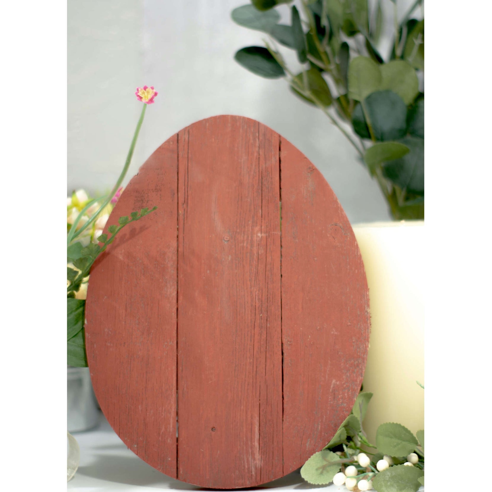 Farmhouse Red Wooden Large Egg | 9