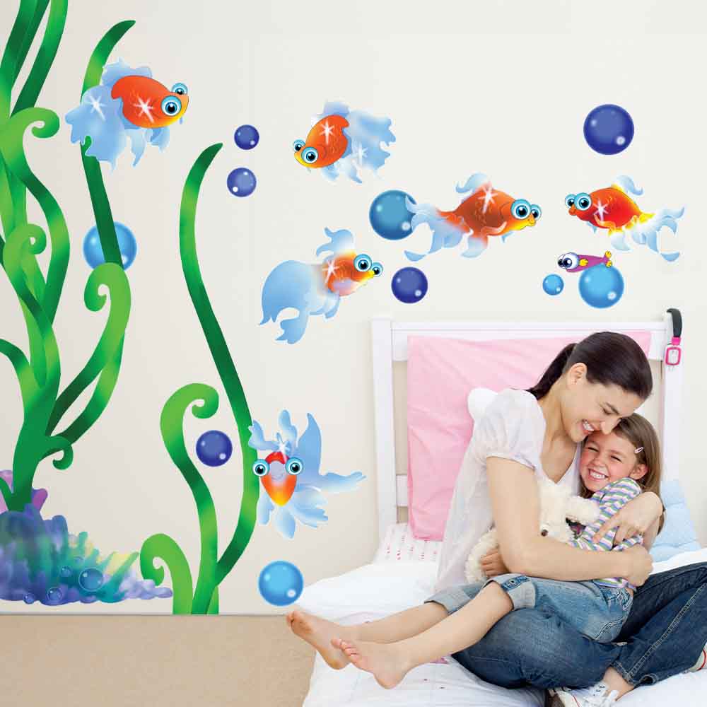 Fish & Seaweed Wall Decals Installed in Girls Room