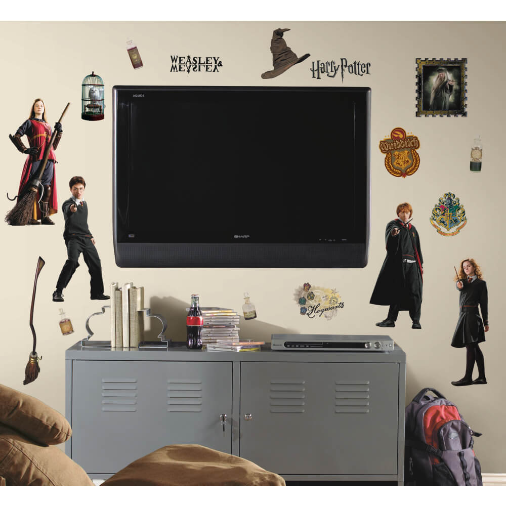 Harry Potter Character Wall Decals Installed | Wallhogs