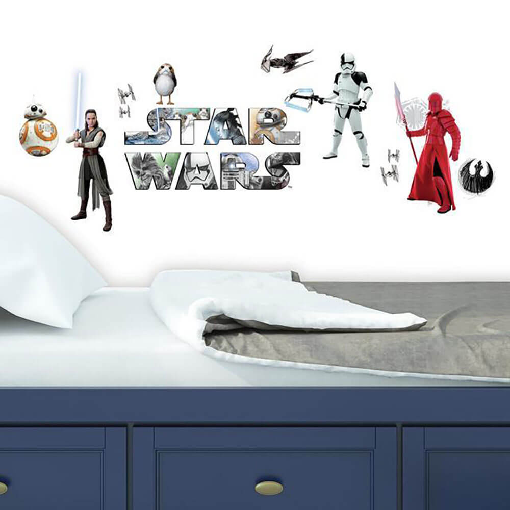 Star Wars VIII Wall Decals Installed | Wallhogs
